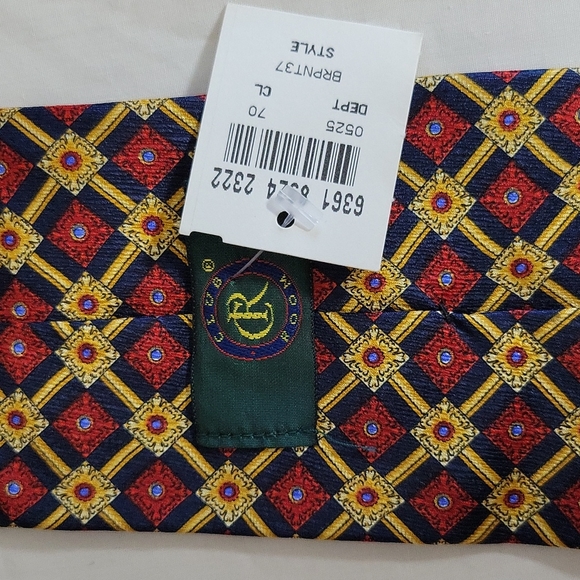 Vintage Men's Club Room 100% Imported Silk Tie Gold Red & Blue Grid Pattern NWT - Picture 3 of 4